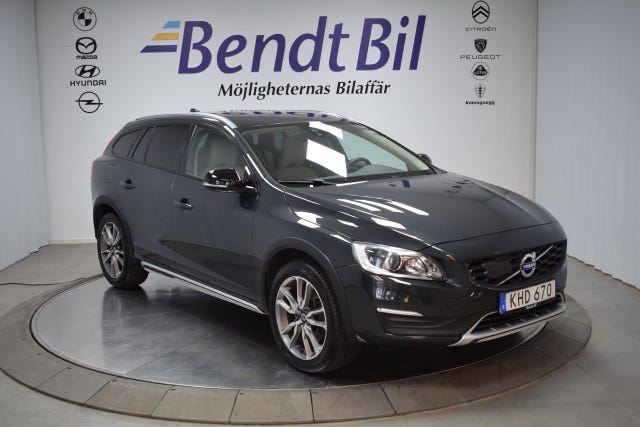 Volvo V60 Cross Country 2018