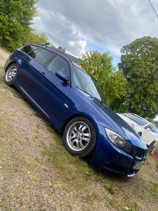 BMW 318i 2008