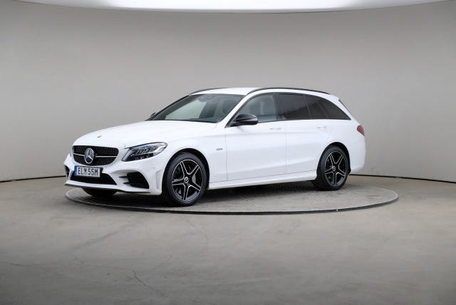 Mercedes-Benz C300 e 2021