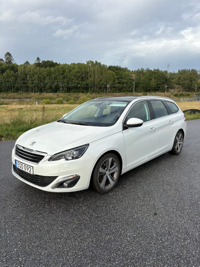 Peugeot 308 SW 2016
