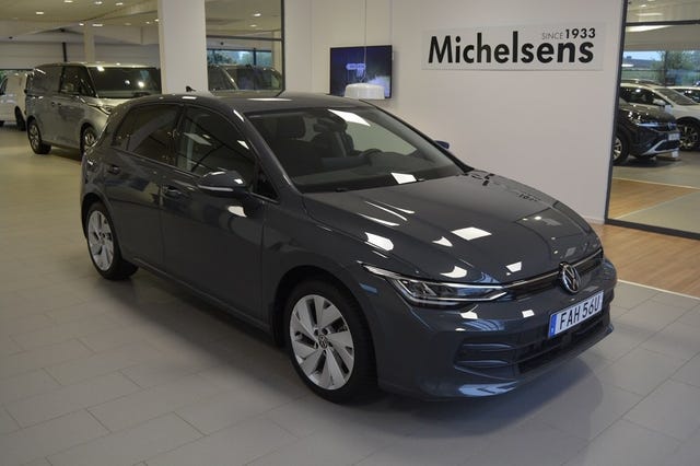 Volkswagen Golf I 2025