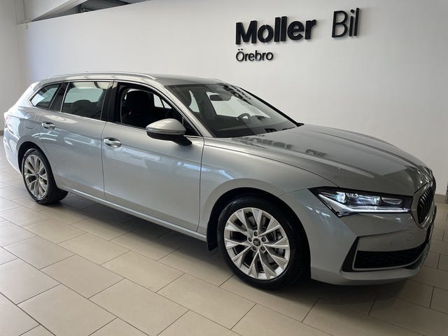 Skoda Superb 2025