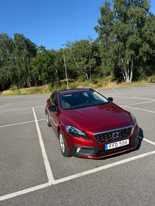 Volvo V40 Cross Country 2015