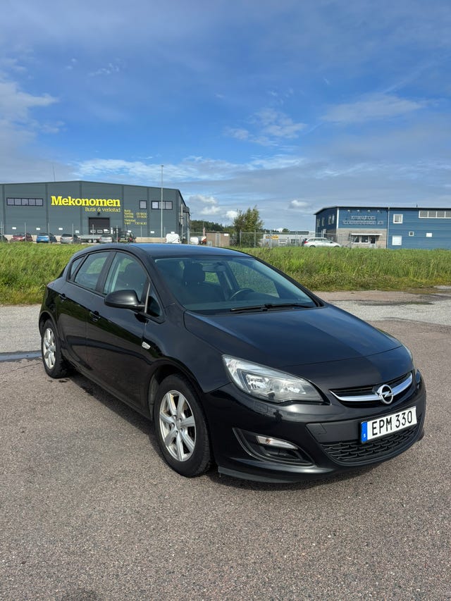 Opel Astra 2015