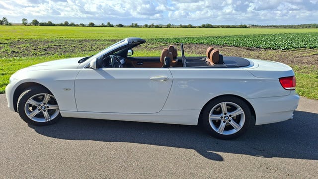 BMW 320i 2010