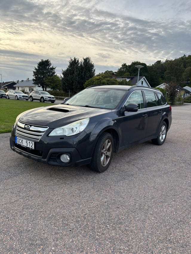 Subaru Outback 2014