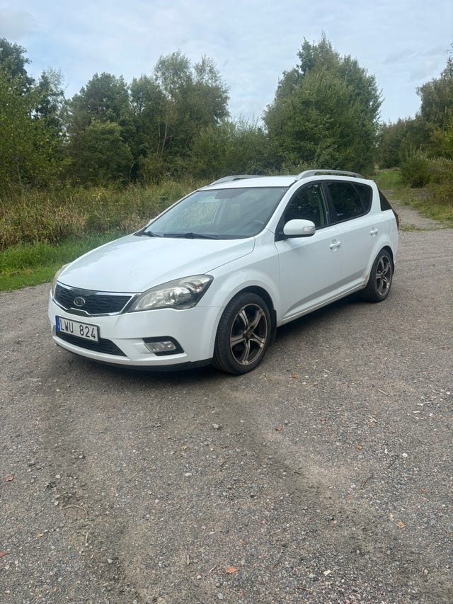 Kia Ceed 2012