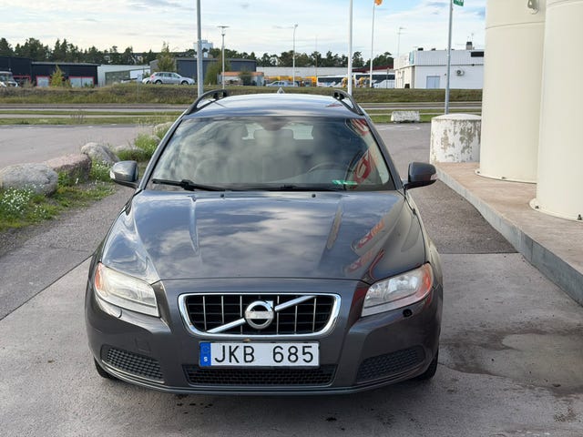 Volvo V70 2011