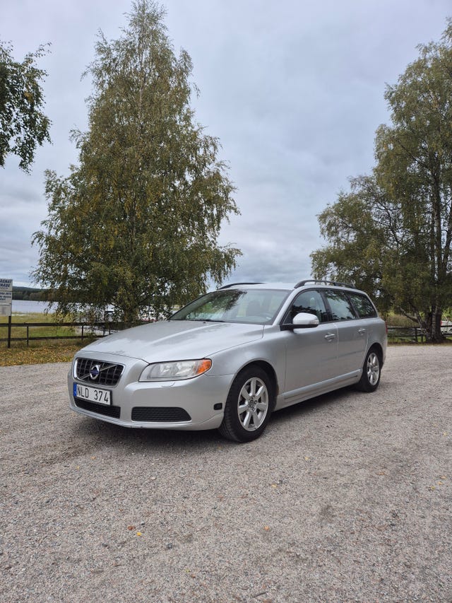 Volvo V70 2011