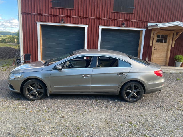 Volkswagen Passat CC 2009