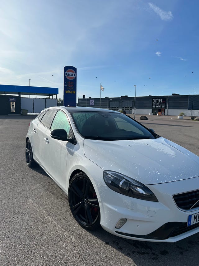 Volvo V40 2016
