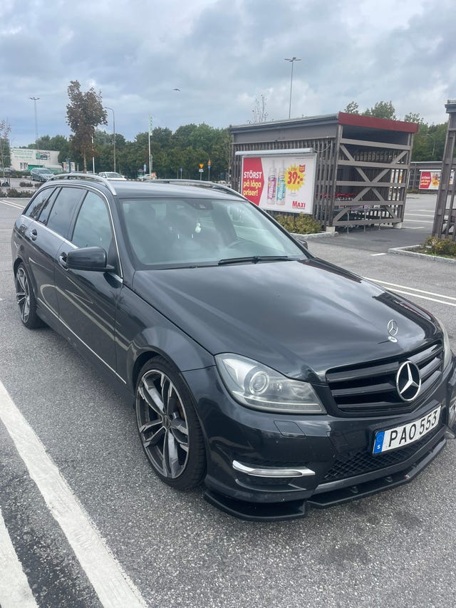 Mercedes-Benz C220 2012