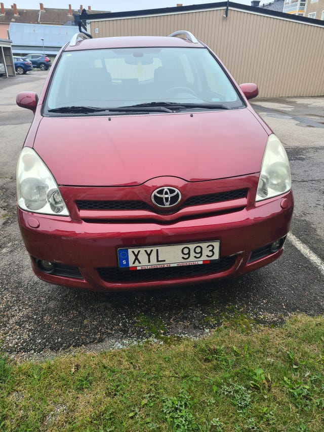 Toyota Corolla Verso 2006