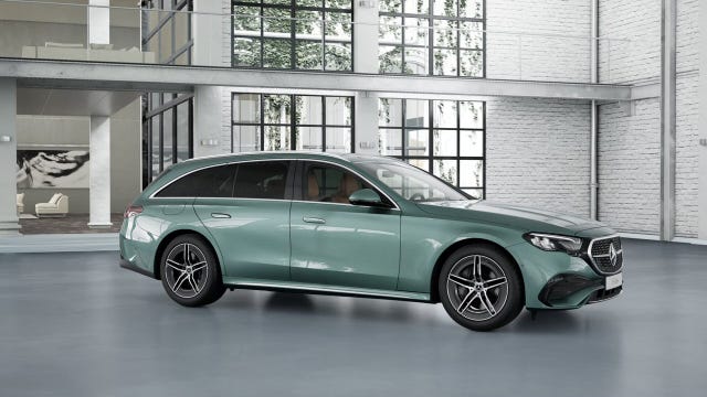 Mercedes-Benz E300 e 2026