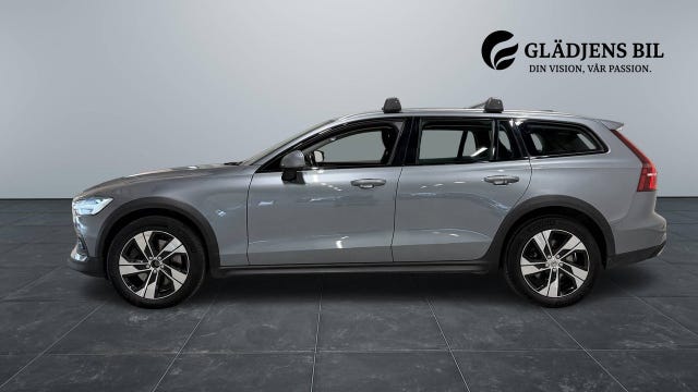 Volvo V60 Cross Country 2021 – bild 4