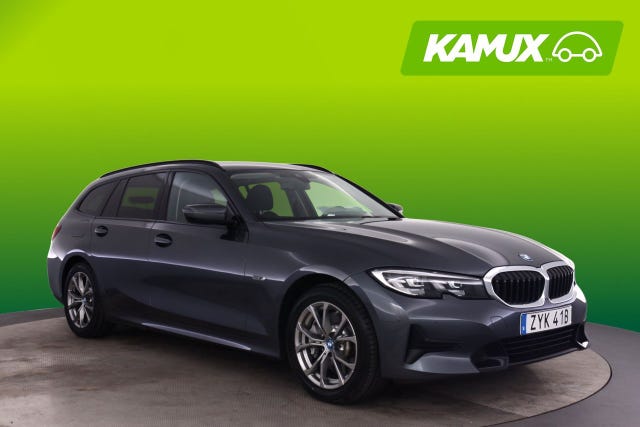 BMW 330e 2022