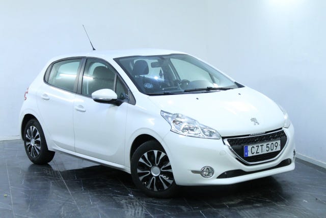 Peugeot 208 2013