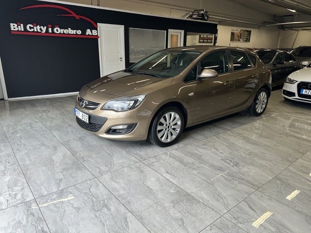 Opel Astra 2014