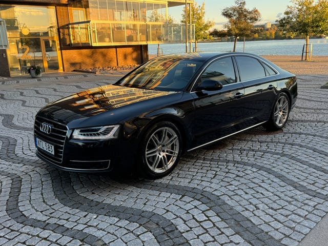 Audi A8 2016
