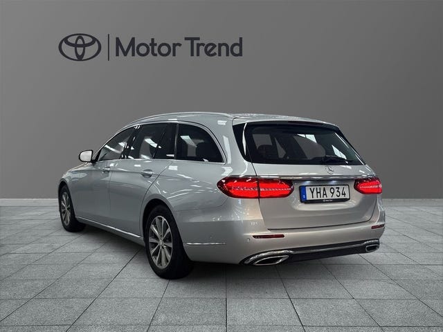 Mercedes-Benz E220 2017 – bild 2