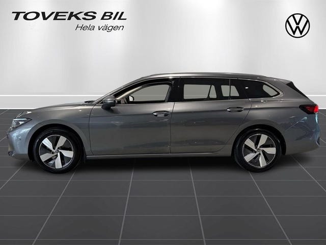 Volkswagen Passat 2025 – bild 2