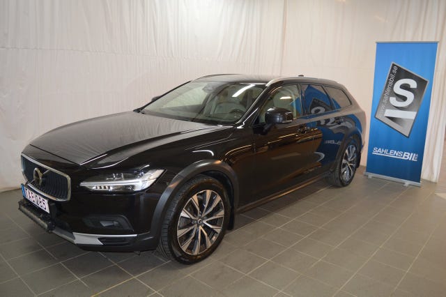 Volvo V90 Cross Country 2022