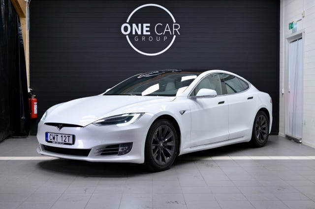 Tesla Model S 2018