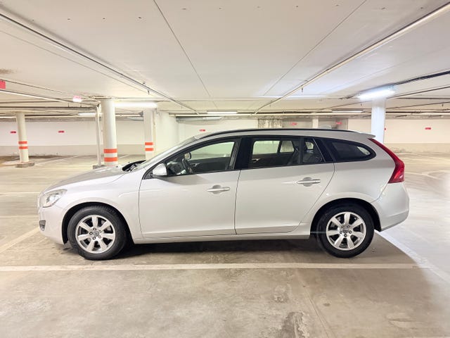 Volvo V60 2011