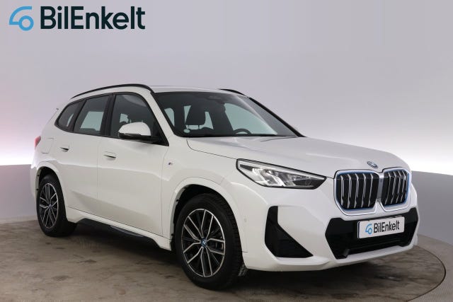 BMW iX1 2024