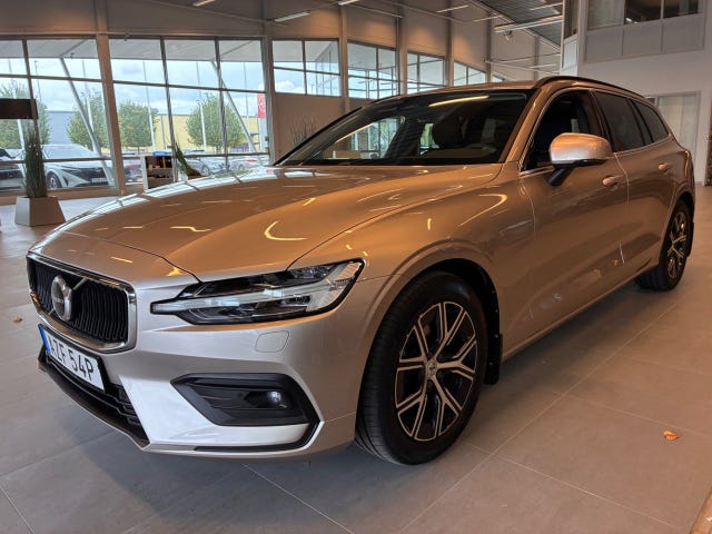 Volvo V60 2024