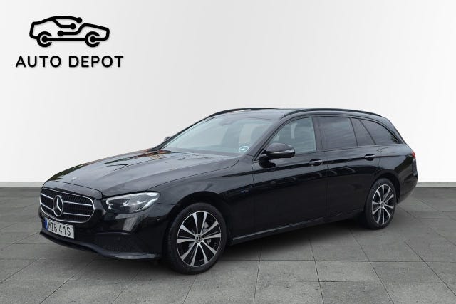 Mercedes-Benz E300 2021