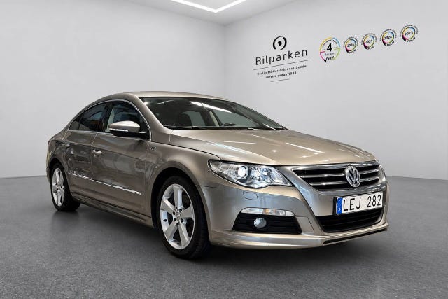 Volkswagen Passat CC 2011