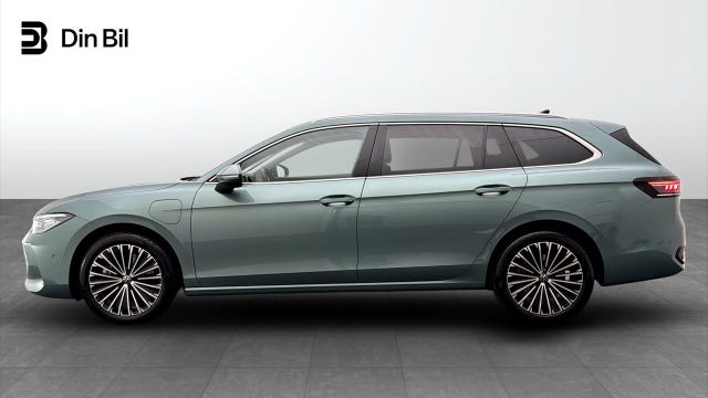 Volkswagen Passat 2025
