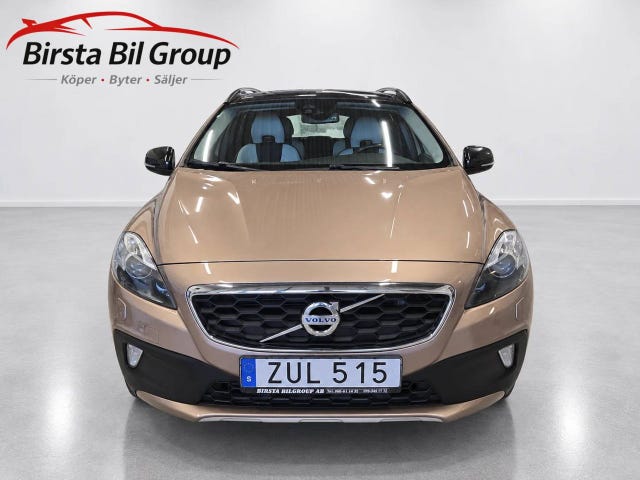 Volvo V40 Cross Country 2014