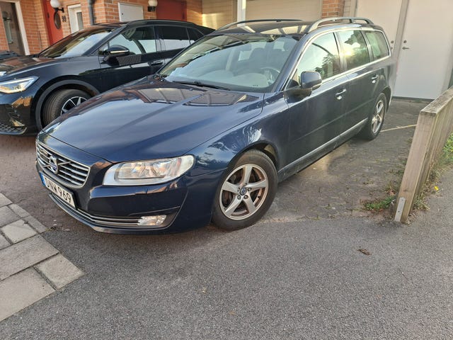 Volvo V70 2015