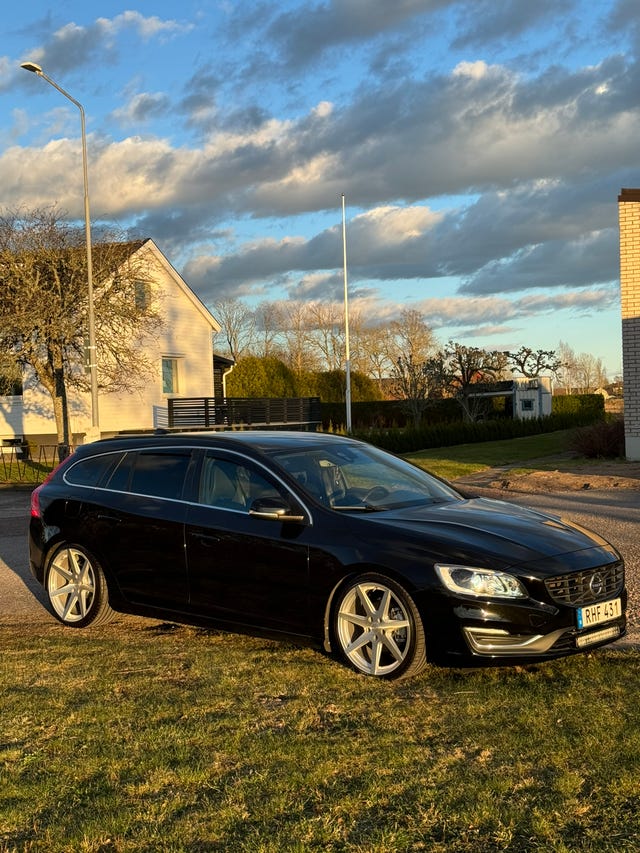 Volvo V60 2017