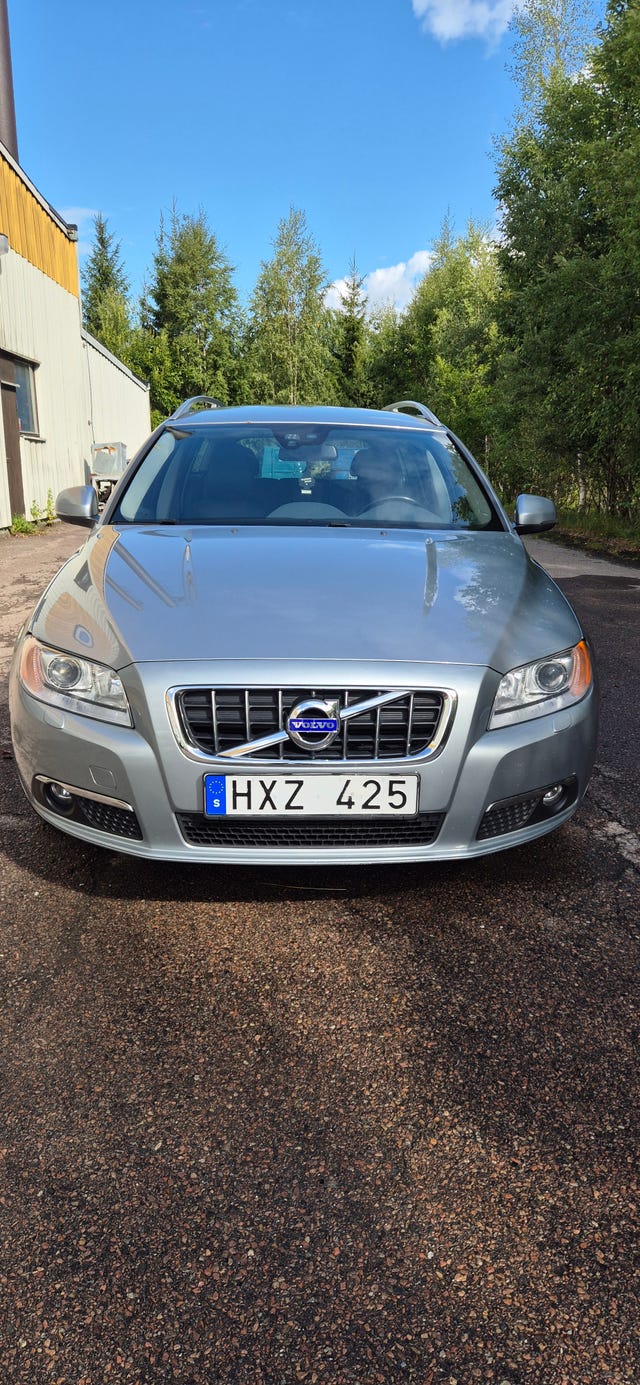 Volvo V70 2012