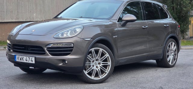 Porsche Cayenne S 2011