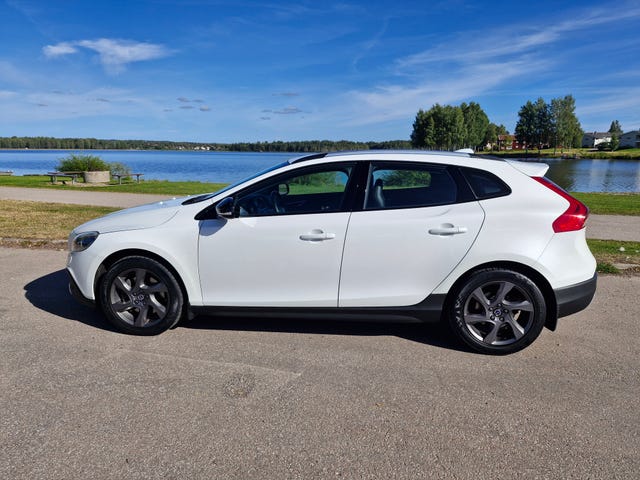 Volvo V40 Cross Country 2014