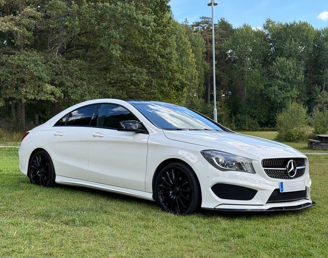 Mercedes-Benz CLA 200 2016