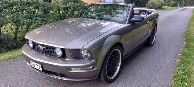 Ford Mustang 2005
