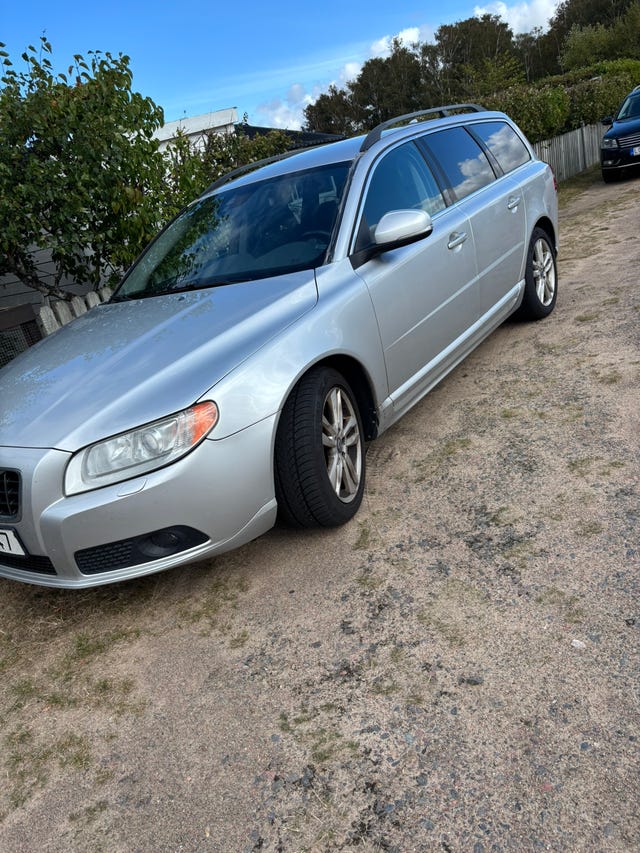 Volvo V70 2013