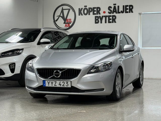 Volvo V40 2018