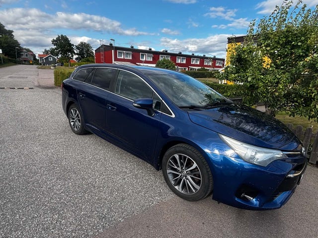 Toyota Avensis 2016