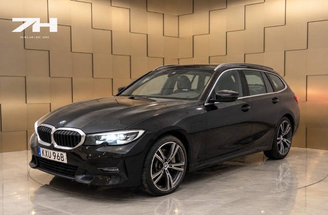 BMW 330e 2021