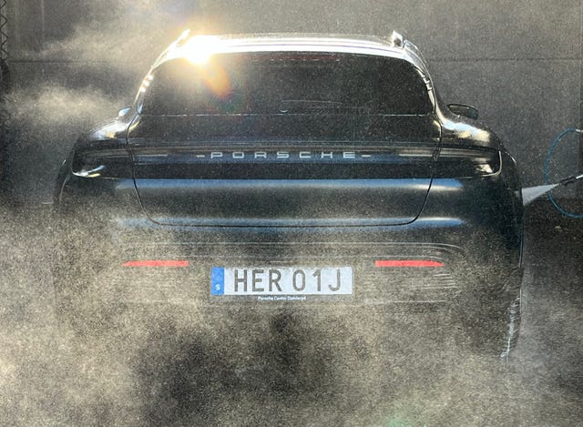Porsche Taycan 4 2023