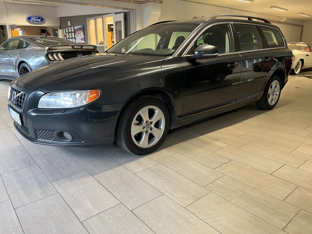 Volvo V70 2013