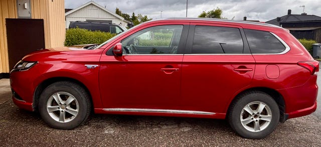 Mitsubishi Outlander 2016