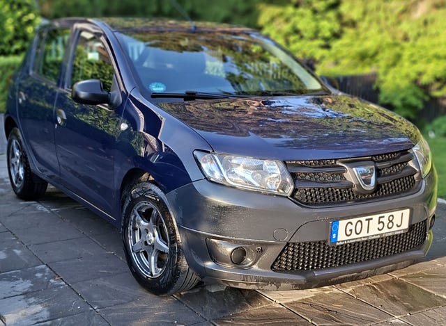 Dacia Sandero 2015