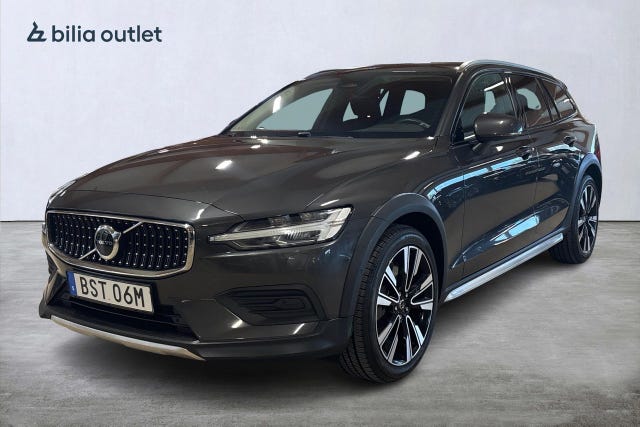 Volvo V60 Cross Country 2023